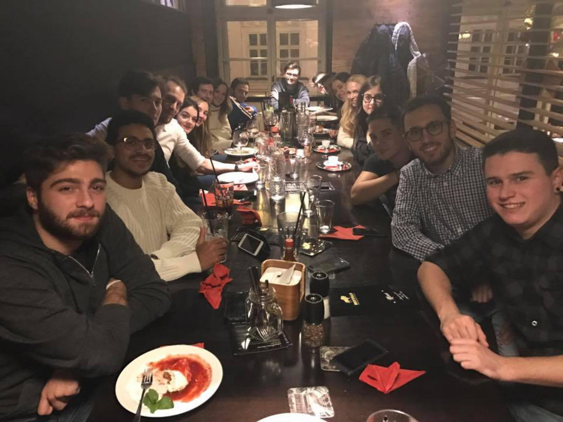  Cena di Natale con i nostri studenti a Pilsen. Perché per noi sei importante, non solo un numero!